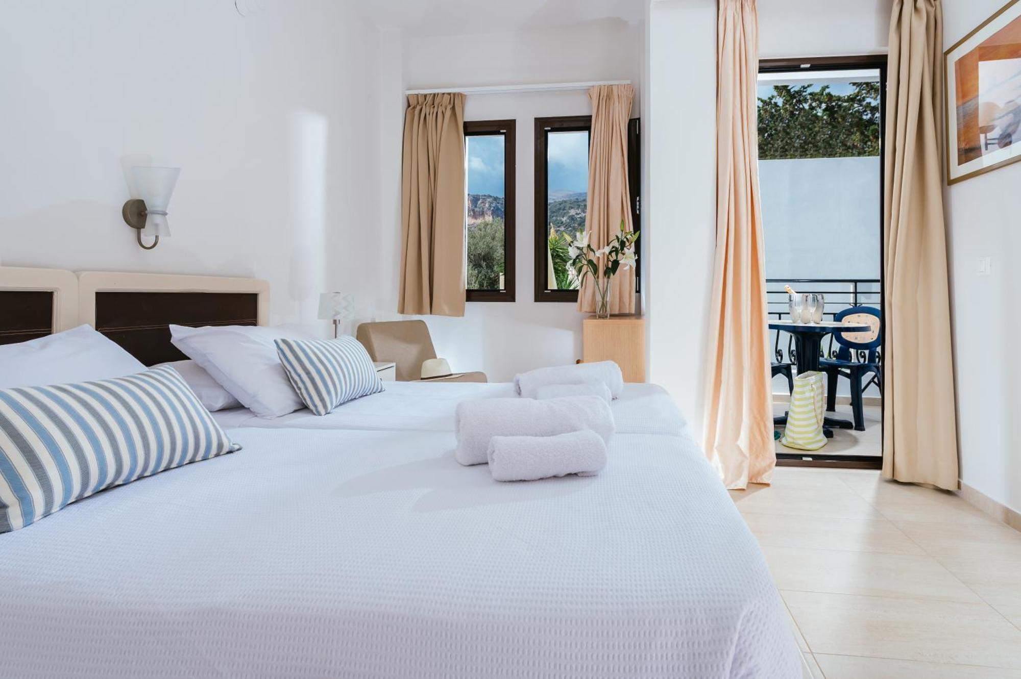 Paradise Hotel-Apartments Σταλίδα Εξωτερικό φωτογραφία